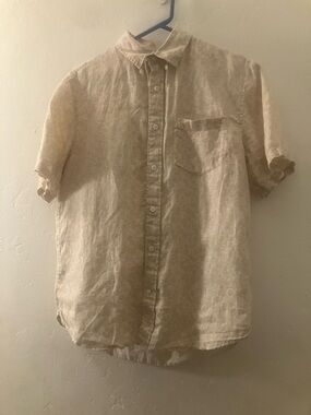 Club Monaco Light Beige Short-Sleeve Button-Down Shirt